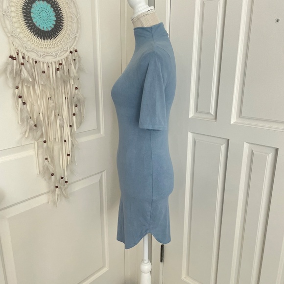 Blue Blush | Vintage Y2K Light Blue Suede Bodycon Mini Dress, Made in USA, M - Picture 2 of 10